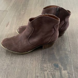 Lucky brand cowgirl boots